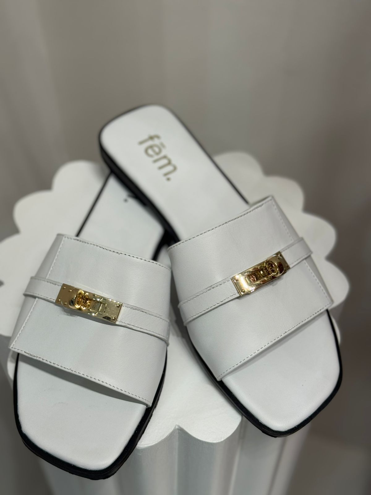 fēm - Sandals