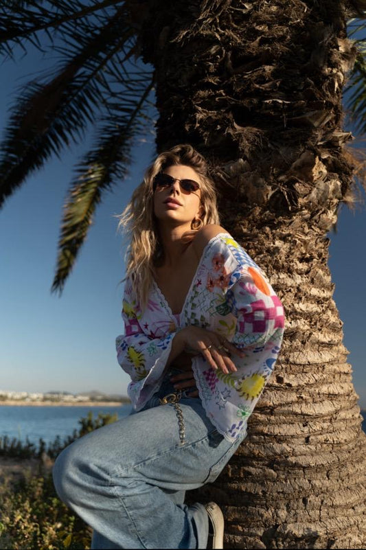 CROP - TOP WITH COLOURFUL PATTERNS