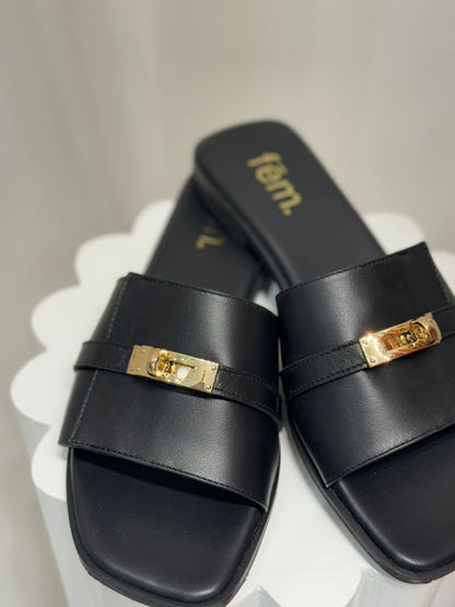 fēm - Sandals