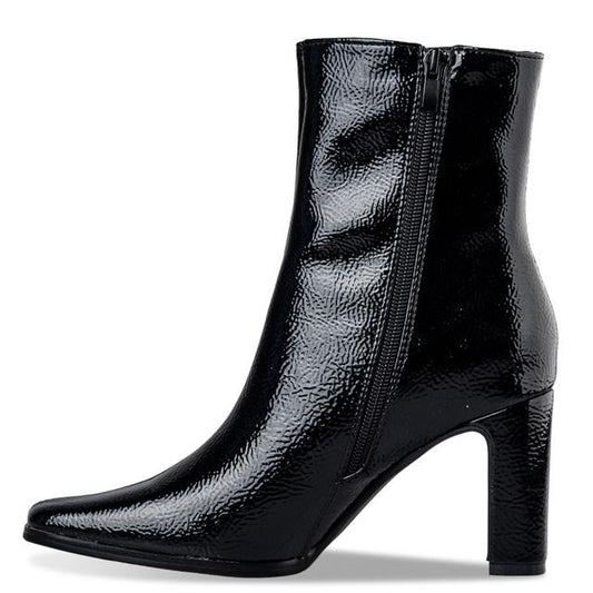 ENVIE - SQUARE TOE ANKLE LENGTH BOOTS