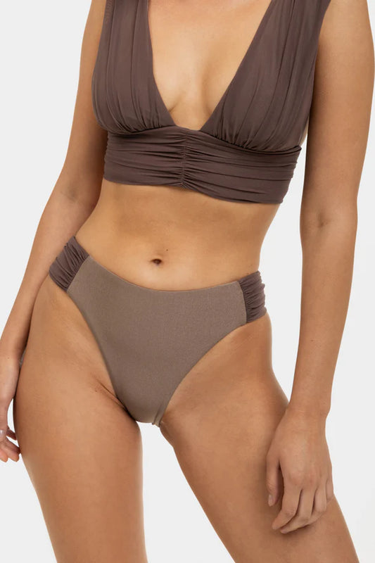 Galena in Brown
